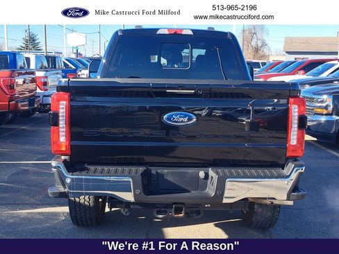 Used 2023 Ford F350 Lariat w/ Lariat Ultimate Package image 4