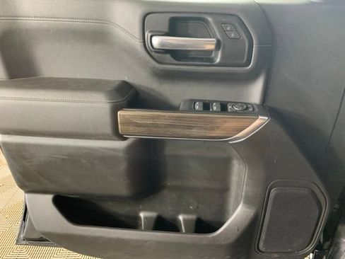 Used 2022 Chevrolet Silverado 1500 RST AWD/4WD image 27