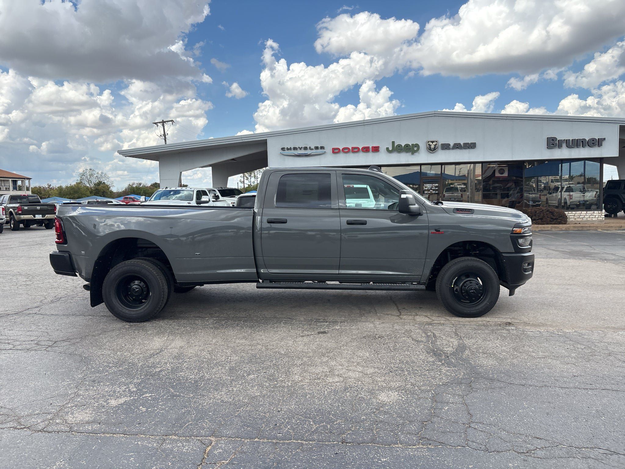 New 2027 RAM 3500 Tradesman AWD/4WD image 4