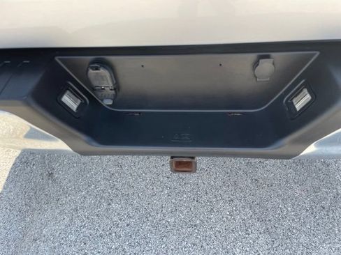 Used 2015 Ford F150 XLT AWD/4WD image 13