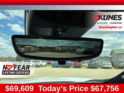 New 2026 GMC Acadia Denali Ultimate w/ LPO, Floor Liner Package AWD/4WD image 42