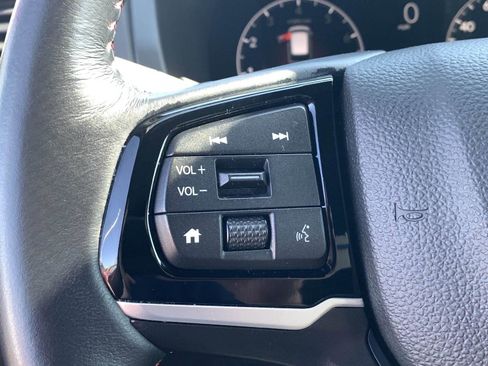 Certified 2025 Honda Odyssey Sport-L image 17