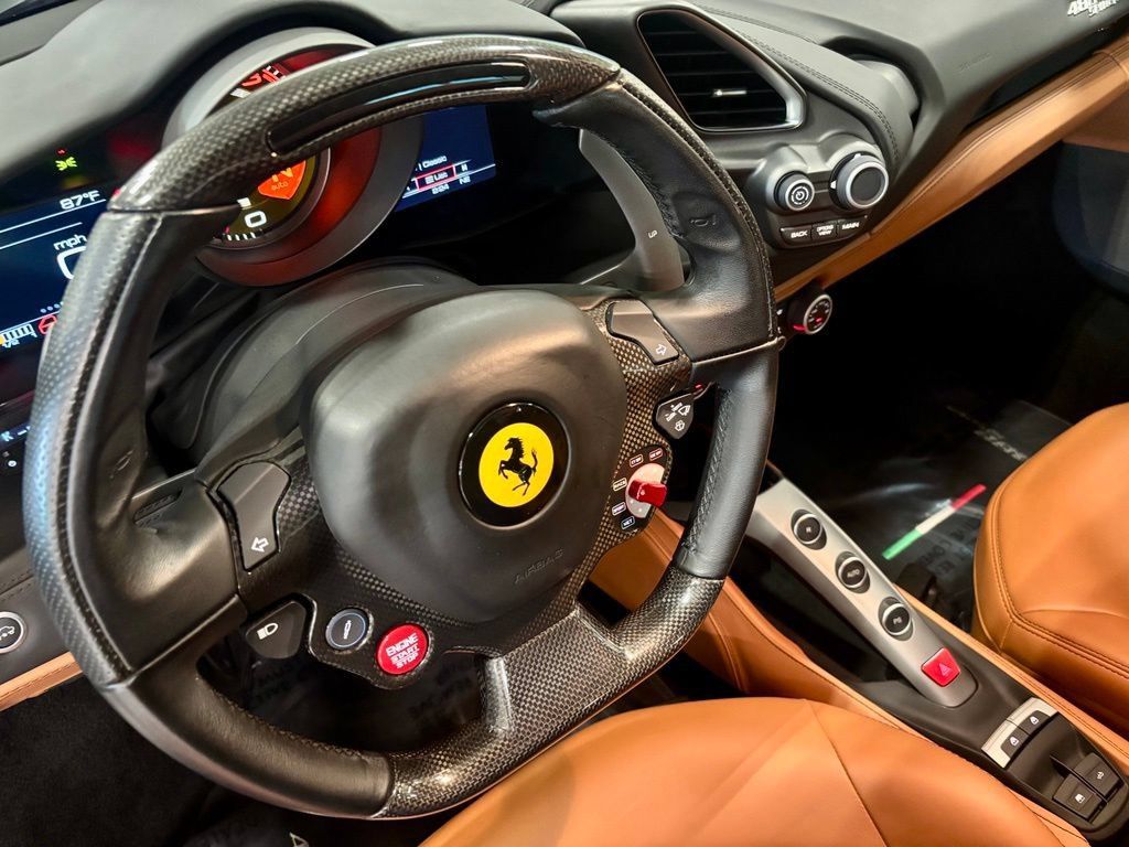 Used 2018 Ferrari 488 Spider RWD image 18