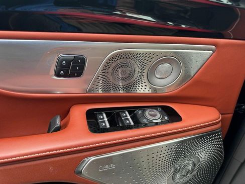 Certified 2024 Lincoln Nautilus Black Label image 25