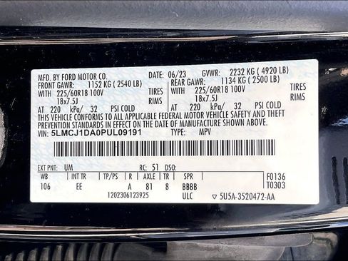 Used 2023 Lincoln Corsair AWD image 30