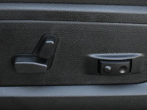 New 2025 RAM 2500 Big Horn image 16