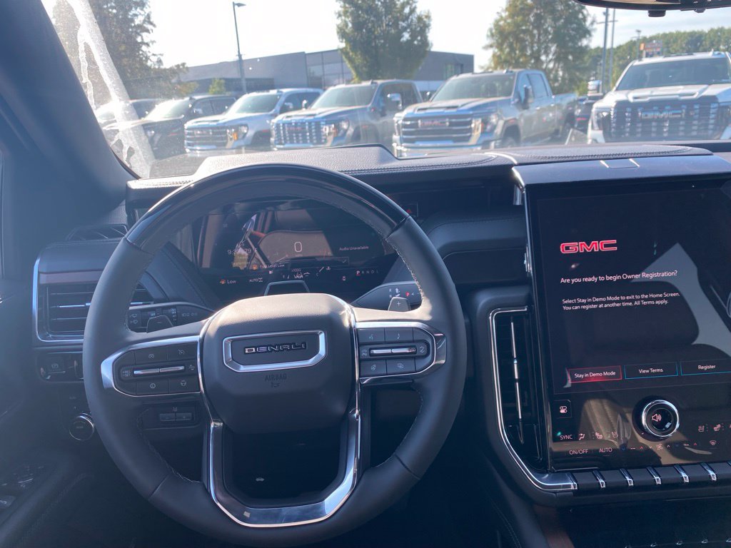 New 2026 GMC Yukon Denali w/ Advanced Technology Package AWD/4WD image 30