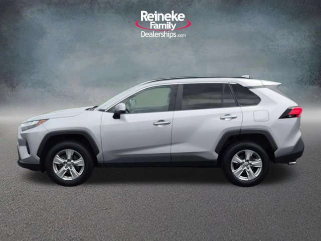 Used 2024 Toyota RAV4 XLE FWD image 9