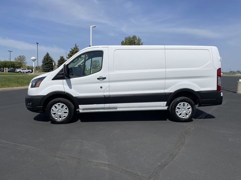 Used 2024 Ford Transit 250 Low Roof w/ Exterior Upgrade Package RWD image 2