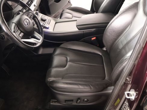 Used 2022 Hyundai Palisade SEL w/ Premium Package FWD image 12