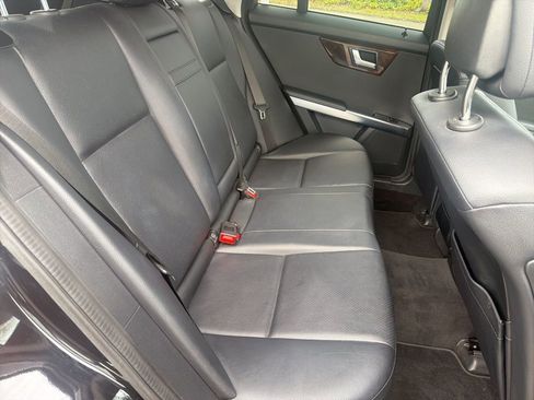 Used 2013 Mercedes-Benz GLK 250 BlueTEC 4MATIC image 22