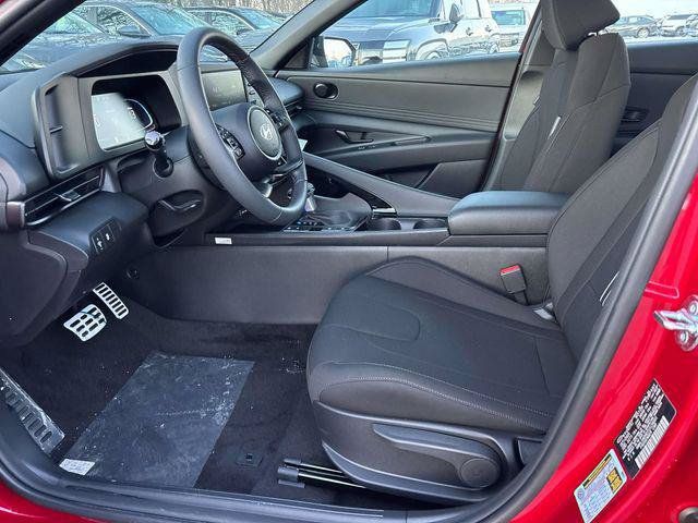 New 2026 Hyundai Elantra SEL Sport Premium FWD image 4