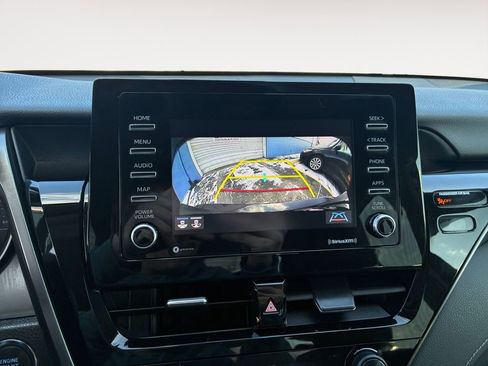 Used 2021 Toyota Camry SE w/ Convenience Package image 31