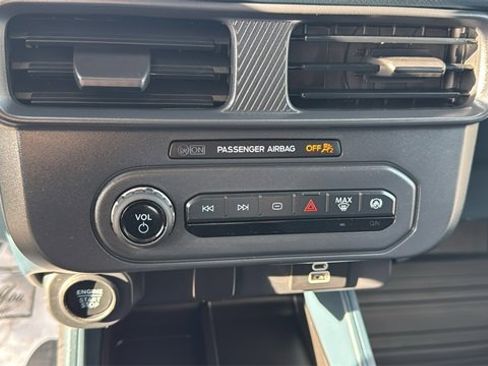 Certified 2025 Ford Maverick XLT w/ XLT Luxury Package image 26