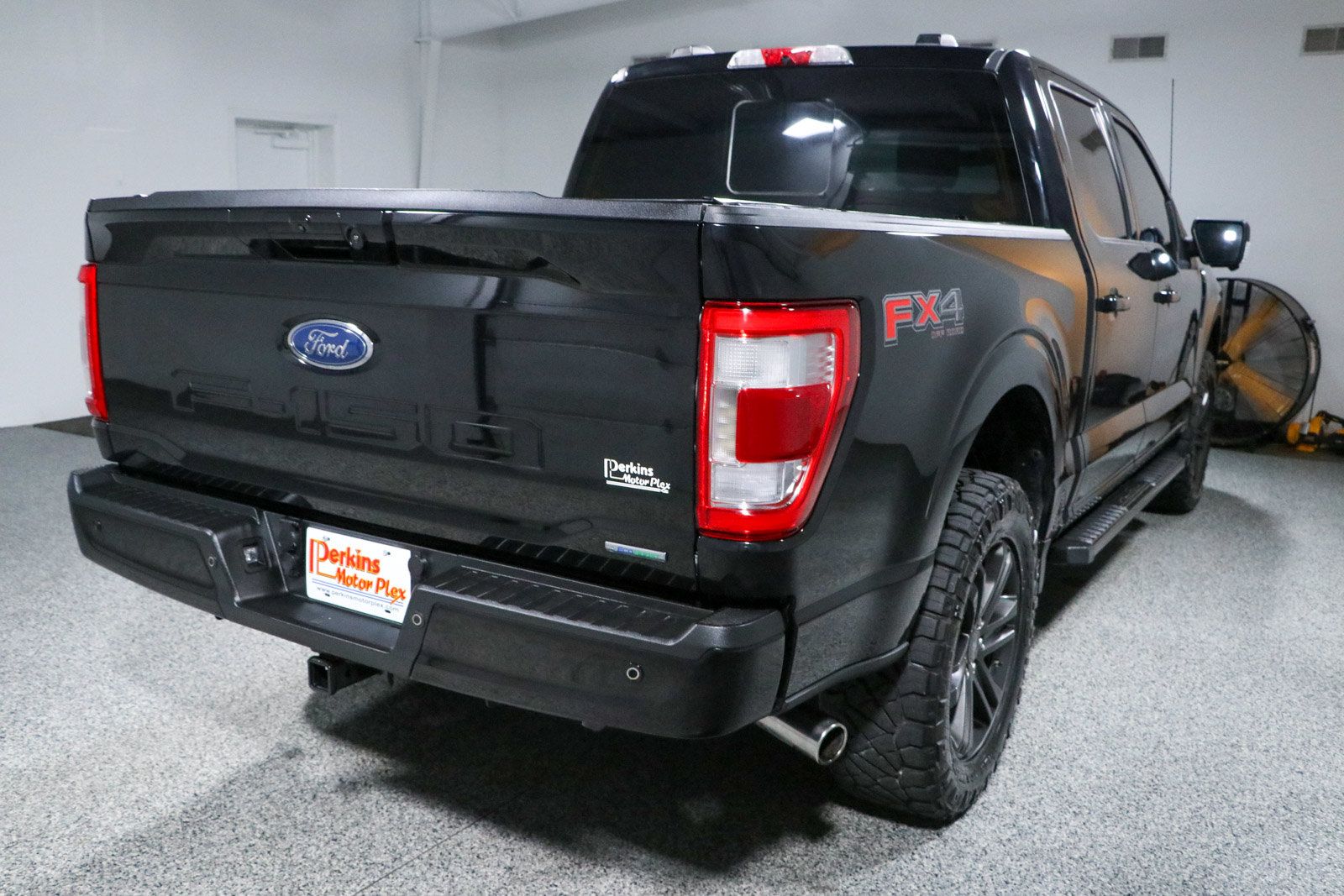 Used 2022 Ford F150 Lariat w/ Equipment Group 502A High AWD/4WD image 7
