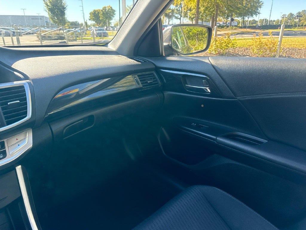 Used 2013 Honda Accord Sport image 17
