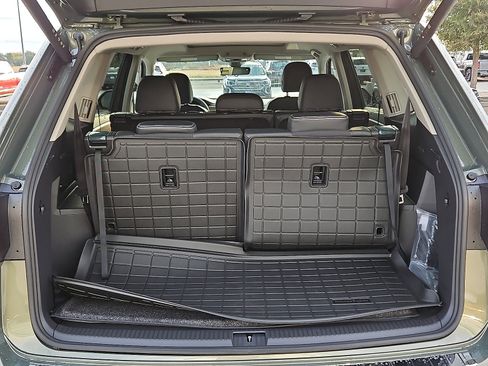 New 2026 Volkswagen Atlas SE image 6