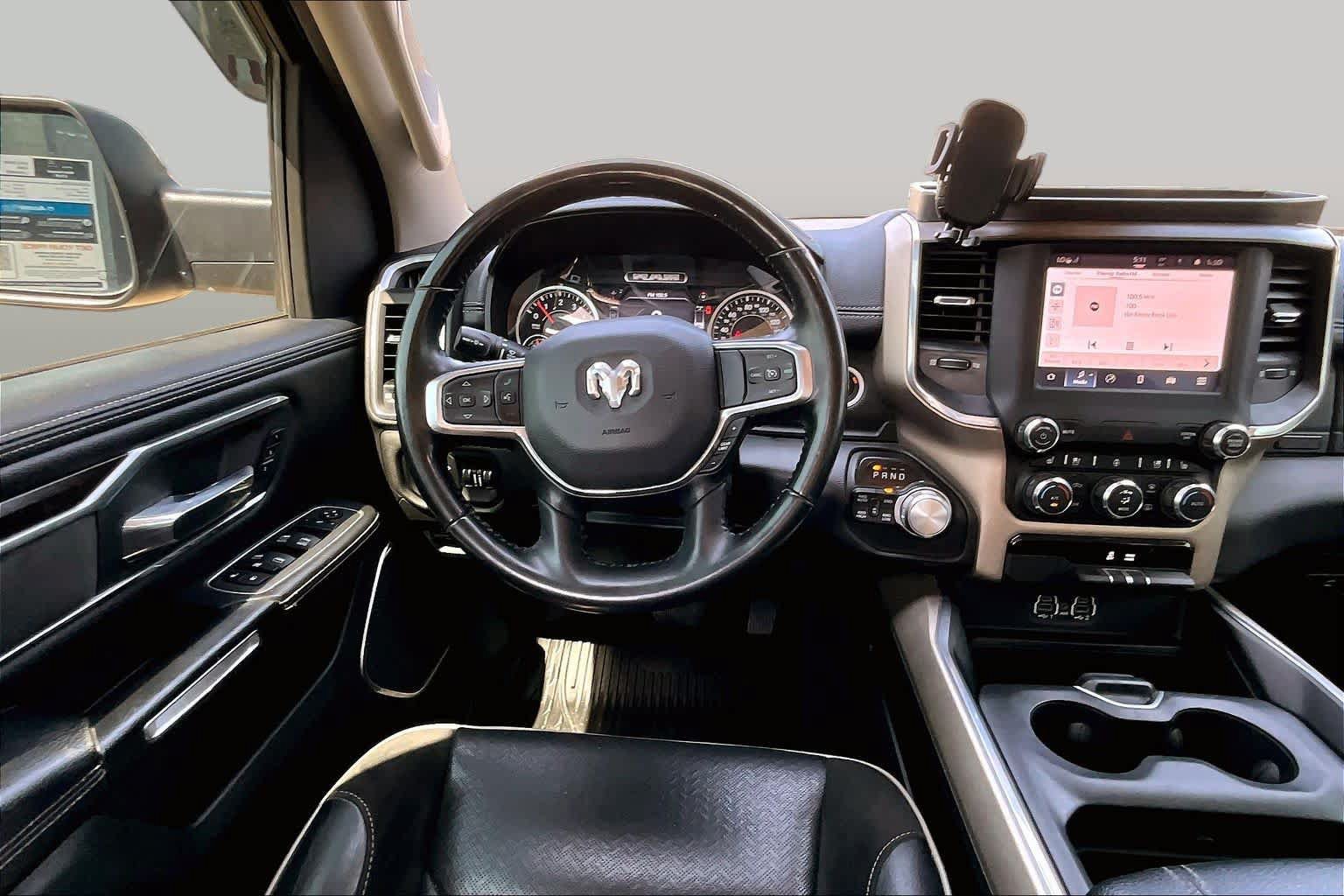 Used 2022 RAM 1500 Laramie AWD/4WD image 6