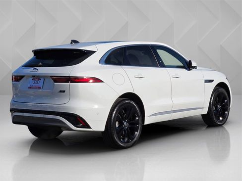 Used 2026 Jaguar F-PACE R-Dynamic S image 6