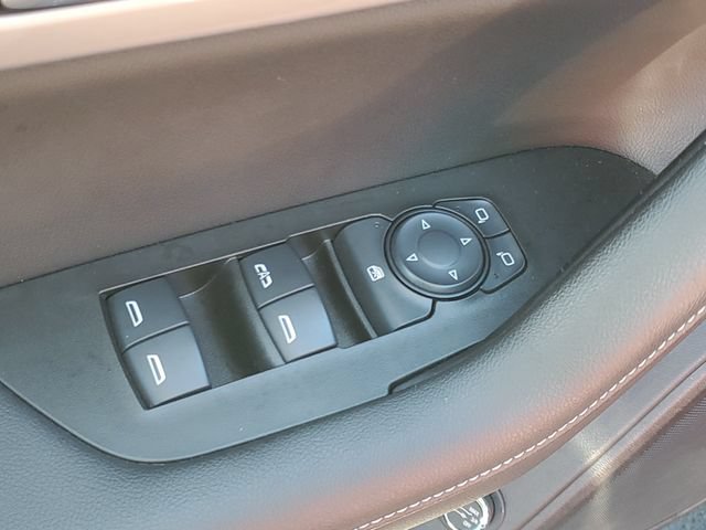 Certified 2024 Chevrolet Blazer LT w/ Convenience Package FWD image 16