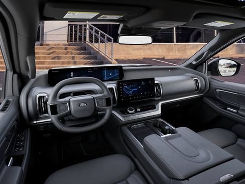 New 2027 Ford Expedition Platinum w/ Stealth Appearance Package AWD/4WD image 9