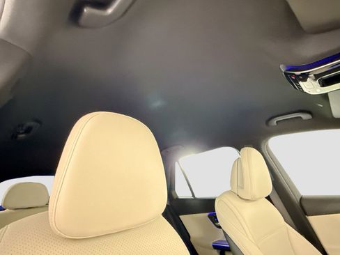 Certified 2026 Mercedes-Benz GLC 300 image 18