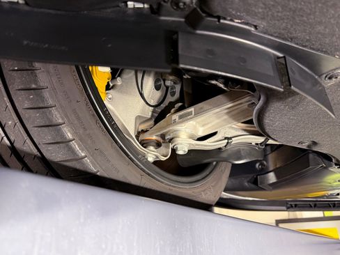 Used 2018 Porsche 911 GT2 RS image 82