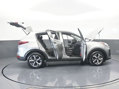 Used 2020 Kia Sportage LX image 68