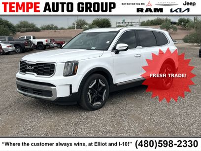 Used 2023 Kia Telluride S w/ S Sunroof Package
