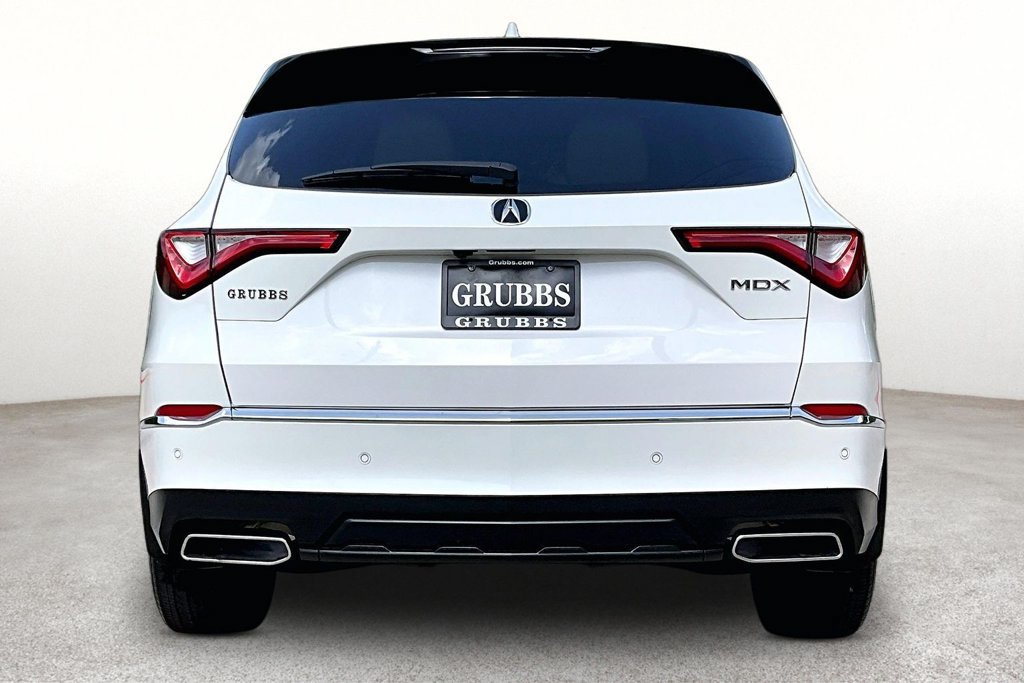 Used 2023 Acura MDX w/ Technology Package FWD image 5