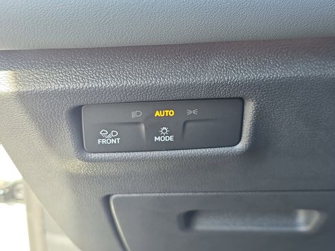 New 2026 Volkswagen Tiguan SEL R-Line image 25