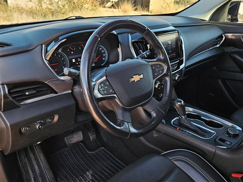 Used 2020 Chevrolet Traverse High Country image 12