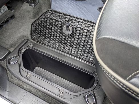 Used 2024 RAM 1500 Laramie image 32