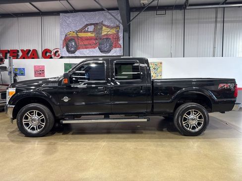 Used 2012 Ford F250 Lariat w/ Lariat Ultimate Pkg image 4