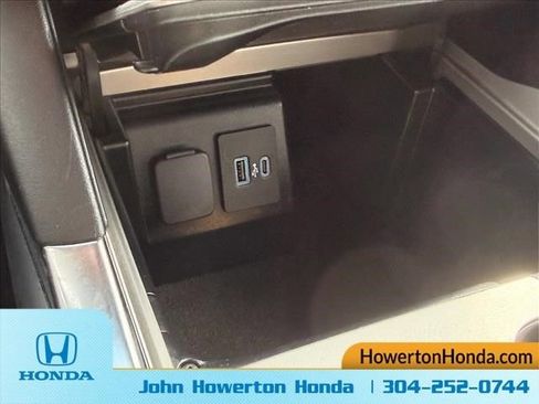 Used 2023 Ford Explorer XLT w/ Equipment Group 202A image 25