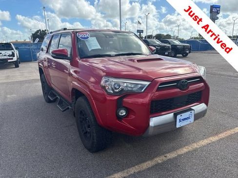 Used 2024 Toyota 4Runner TRD Off-Road Premium w/ Moonroof Package AWD/4WD image 7