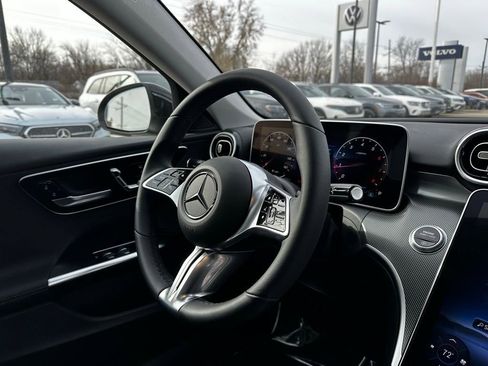 Used 2025 Mercedes-Benz C 300 4MATIC Sedan image 22