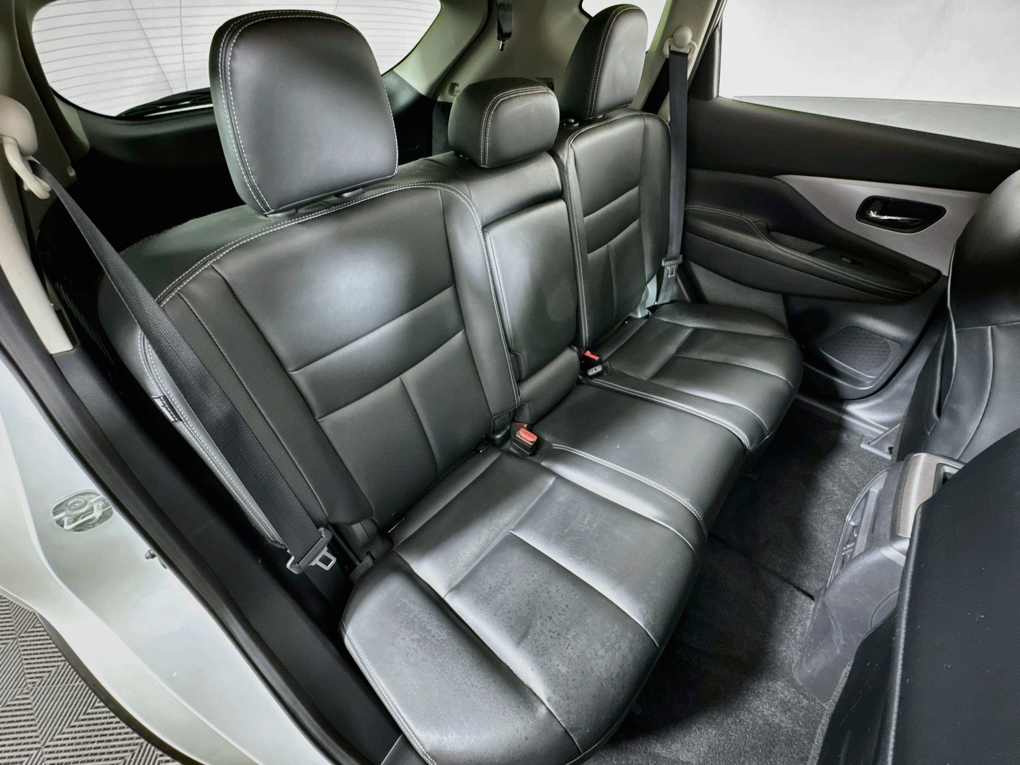 Used 2023 Nissan Murano SV w/ SV Midnight Edition Package AWD/4WD image 25