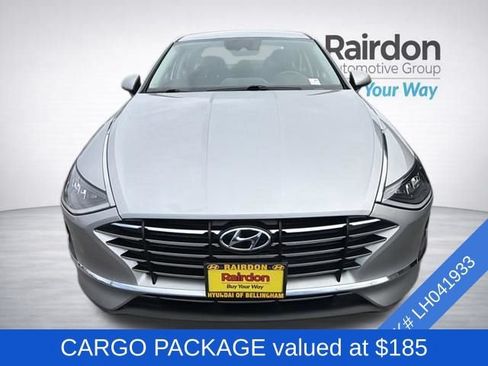 Used 2020 Hyundai Sonata SE w/ Cargo Package FWD image 2