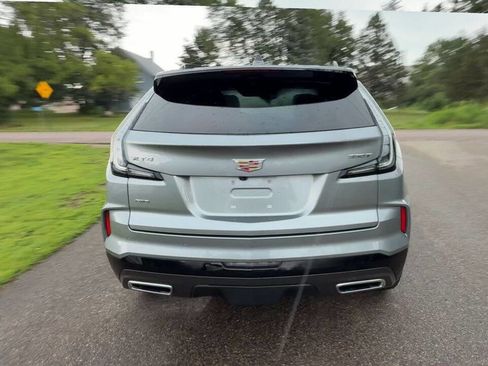 Used 2024 Cadillac XT4 Sport image 4