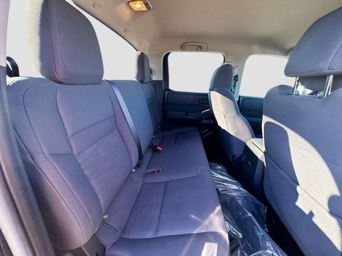 Used 2024 Nissan Frontier S image 24