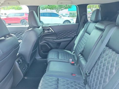 Used 2023 Mitsubishi Outlander SEL 40th Anniversary image 14
