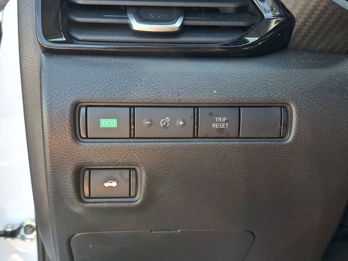 Certified 2024 Nissan Sentra SV w/ All-Weather Package FWD image 26