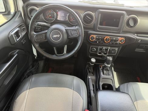 Used 2020 Jeep Wrangler Unlimited Sport S AWD/4WD image 15