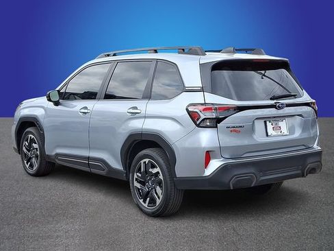 Used 2025 Subaru Forester Limited w/ Popular Package #2 AWD/4WD image 6