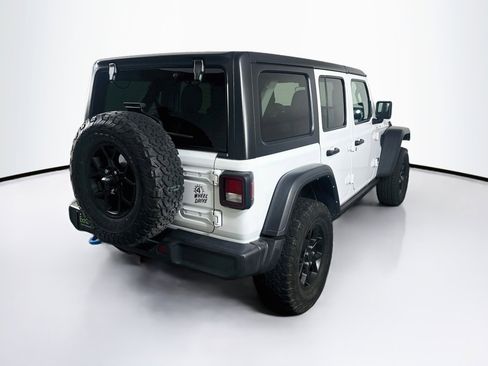 Used 2024 Jeep Wrangler Unlimited AWD/4WD image 9