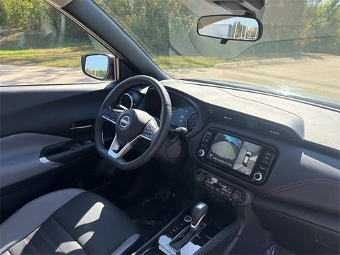 Used 2023 Nissan Kicks SR w/ SR Premium Package image 32