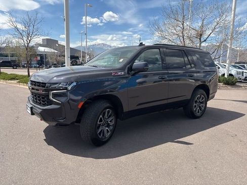 Certified 2023 Chevrolet Tahoe Z71 w/ Luxury Package AWD/4WD image 3