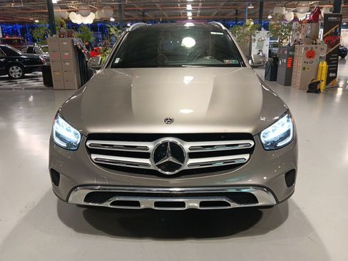 Used 2020 Mercedes-Benz GLC 300 4MATIC image 5