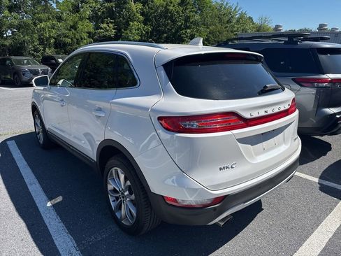 Used 2018 Lincoln MKC Select w/ Select Plus Package AWD/4WD image 3